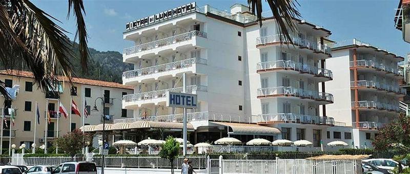 Hotel Pietra Di Luna