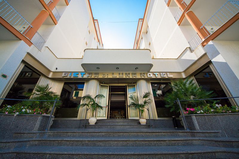 Hotel Pietra Di Luna