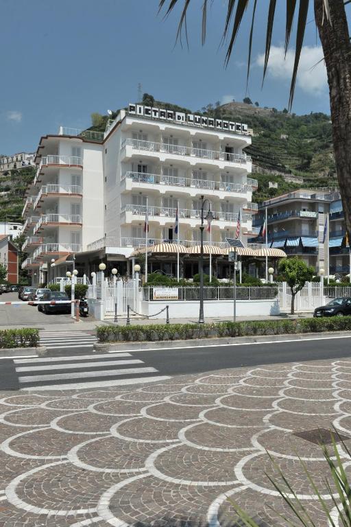 Hotel Pietra Di Luna